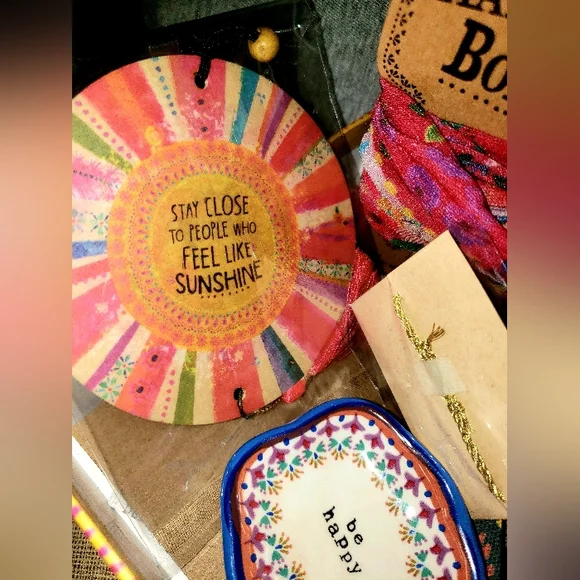 NATURAL LIFE Boho Bandeau and Inspirational Happy Box Set NIB RESERVED - Picture 4 of 12